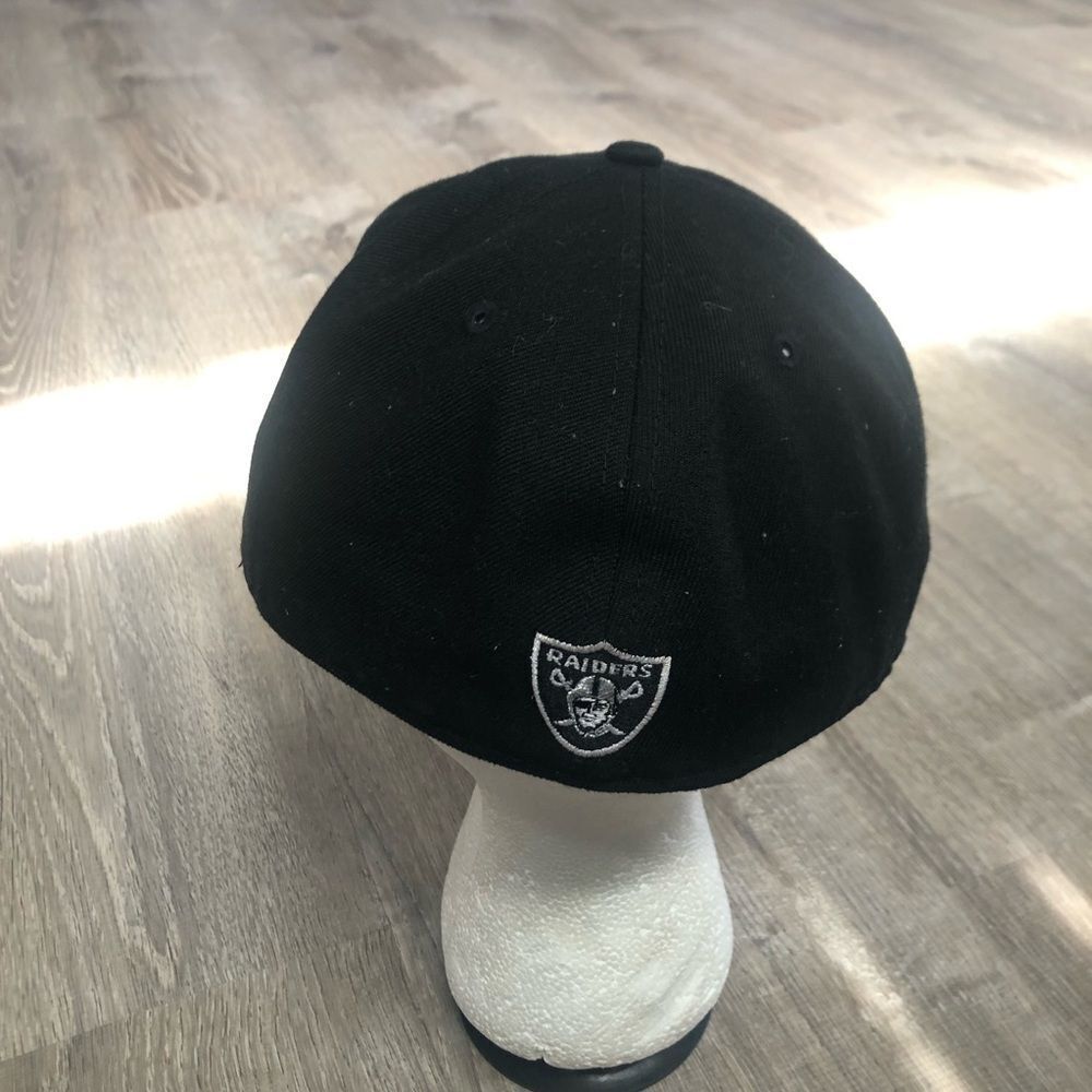 Las Vegas Raiders NFL Script New Era 59Fifty Fitted Baseball Hat Cap Black 7 1/2 - Picture 4 of 9